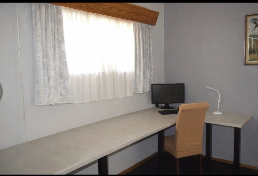 4 Bedroom Property for Sale in Stilfontein Ext 4 North West